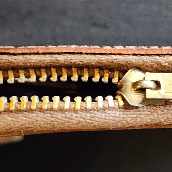 Vintage Brown Leather ZipUp Key Caddy Genuine Cowhide Key Holder Small Organizer - Picture 6 of 13